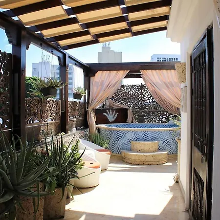 Apartamento Luxury Penthouse & Jacuzzi Rooftop *