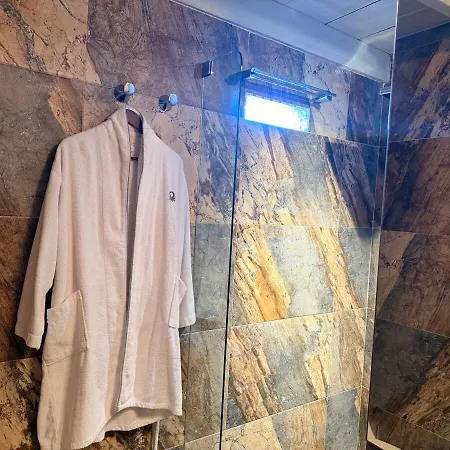 Apartamento Luxury Penthouse & Jacuzzi Rooftop *