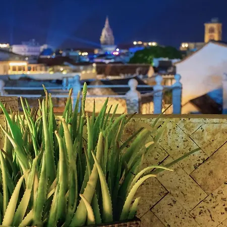 Luxury Penthouse & Jacuzzi Rooftop Cartagena